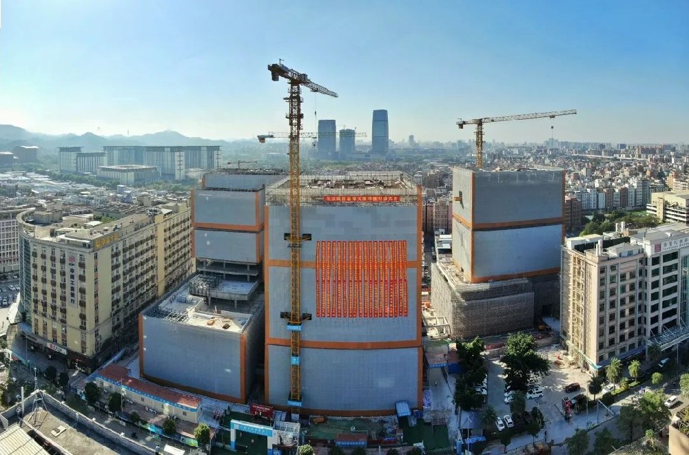 领势向前,擎启新篇 | 必赢nn699net总部大厦顺利封顶